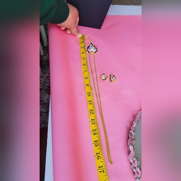 Snail Necklace Set Gold Plated with Hand painted meenakari Art work. 34 Inc - Picture 6 of 6